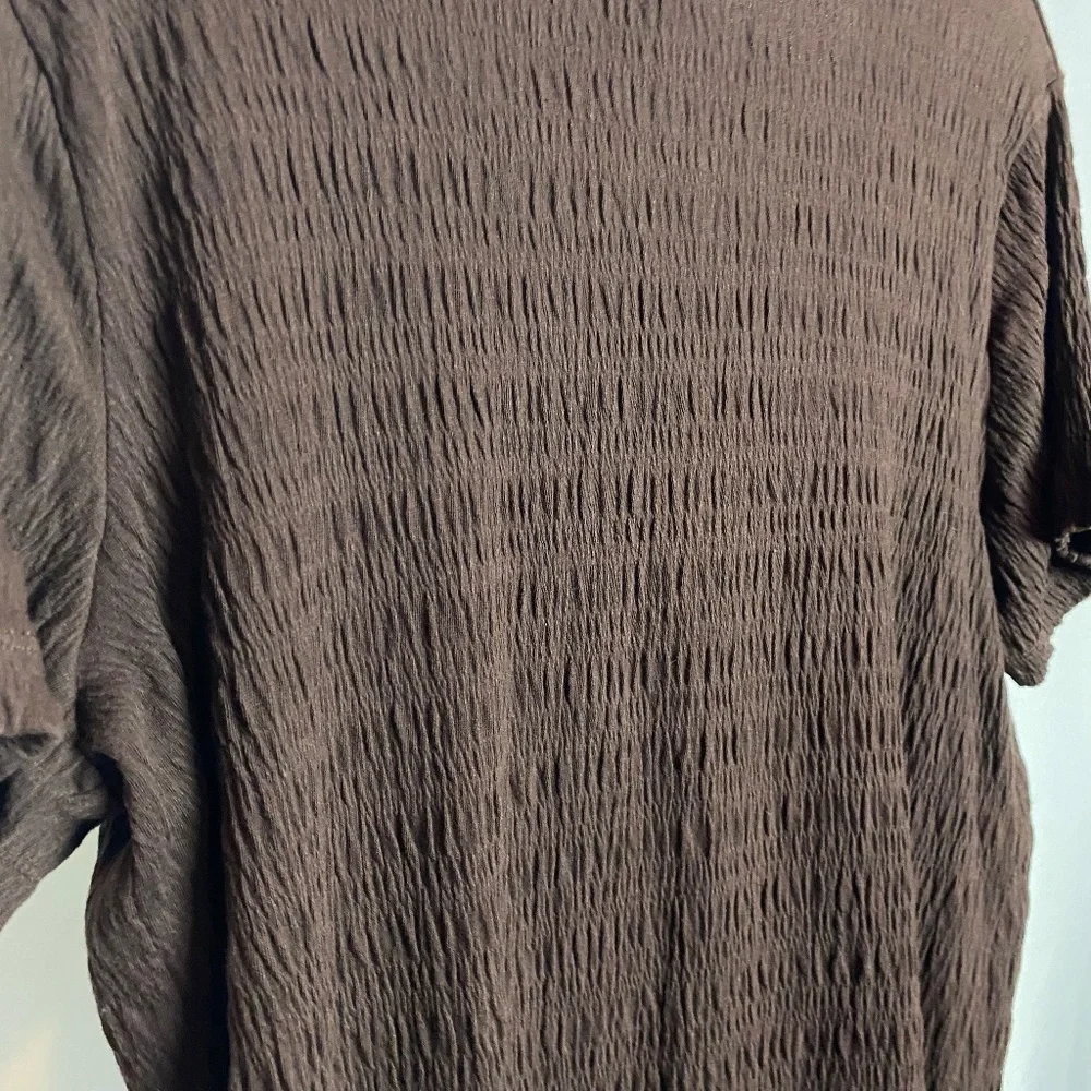 White Stag Womenʻs Brown Short Sleeve Textured V-Neck Neck Blouse Large